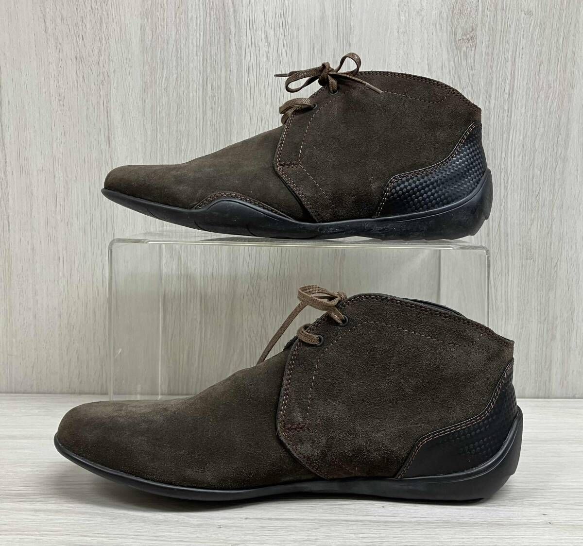 ドライビングシューズ