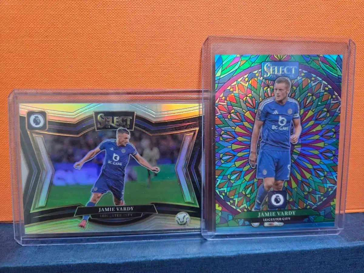 ジェイミー ジェイ ジョンソン ボディ ステンドグラス 外