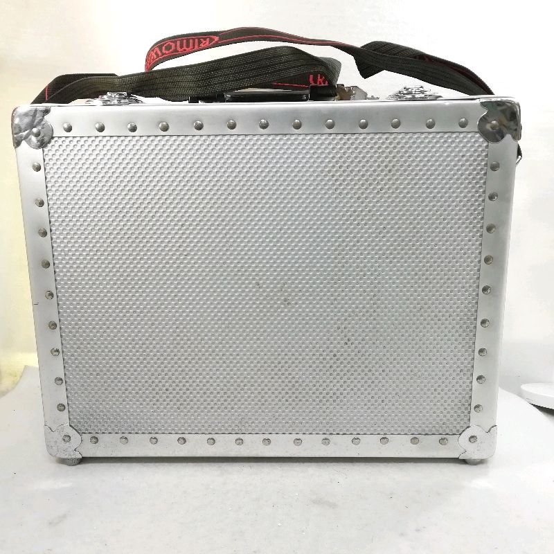 リモワ カメラケース 鍵付き アルミ製 ハードケース