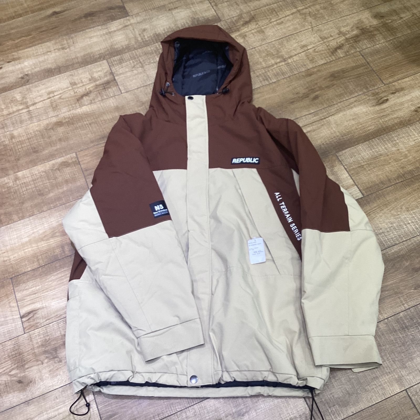 未使用スノーボードウェア】REPUBLIC 36 CHAMBERS JACKET L BK/KH 24ｰ