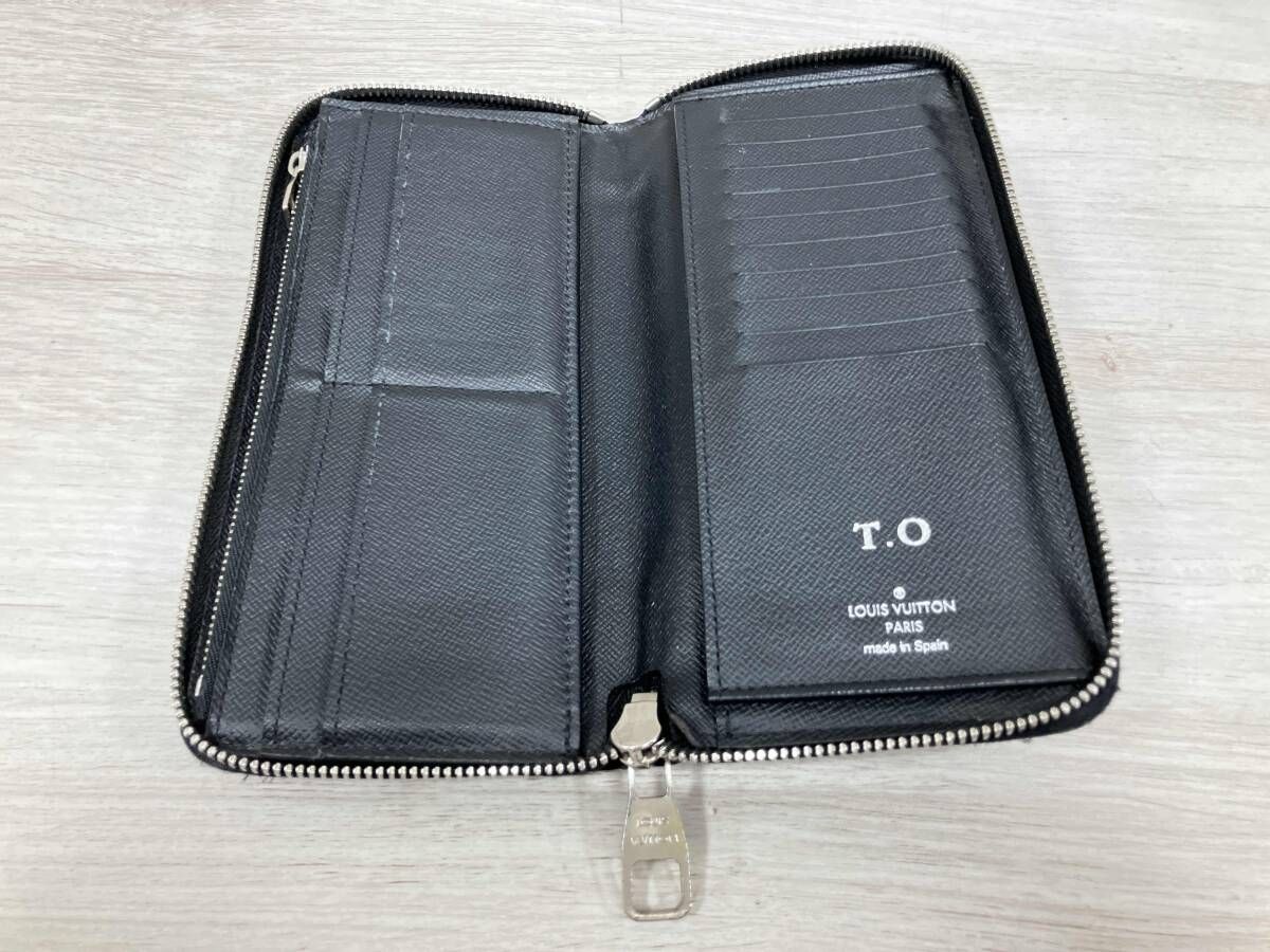 LOUIS VUITTONルイヴィトン／エピ ／ジッピーウォレットヴェルティカル