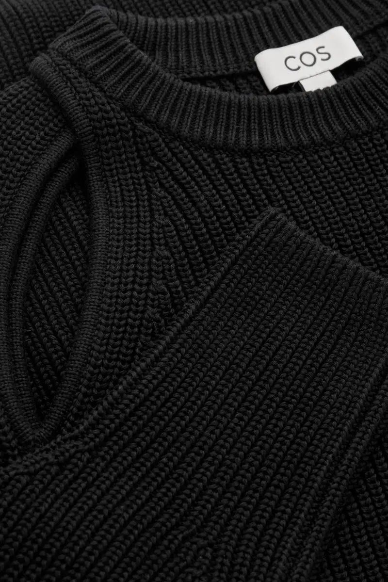 カットアウト ニット