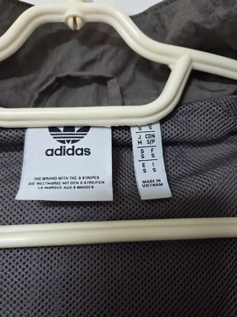 アディダス ルマドリード トラック ジャケット