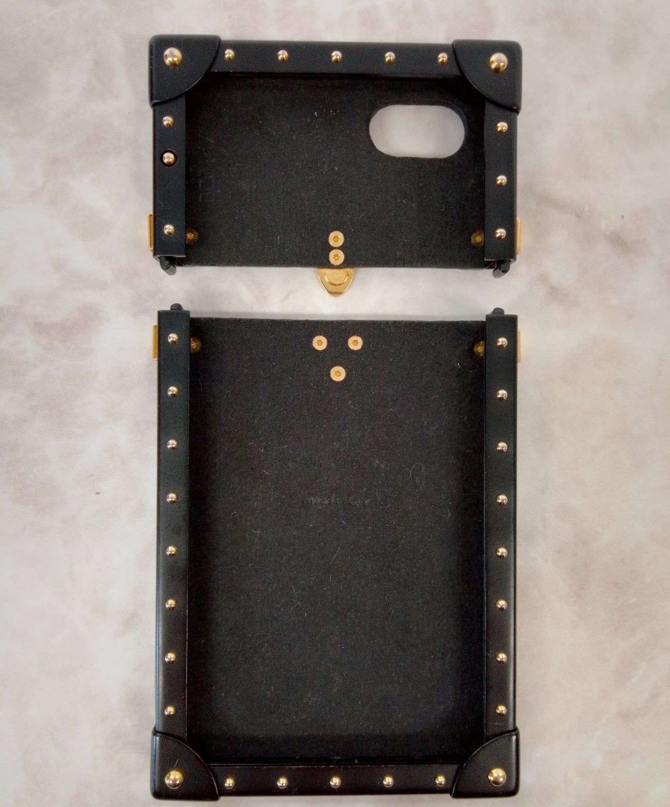 ANY19 ルイヴィトン 極美品 モノグラム アイトランク SE3対応 ANY19 ルイヴィトン 極美品 モノグラム アイトランク SE3対応 ANY19