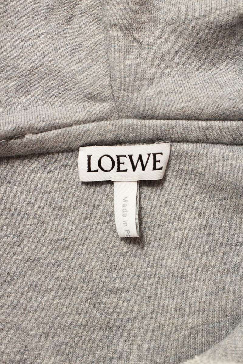 アナグラムロゴ刺繍パーカー