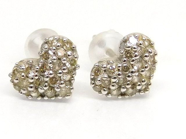 K 18 ダイヤ 2つ合計0.22 ct ホワイトゴールド 0.8 g ハート ピアス レディース 7 J