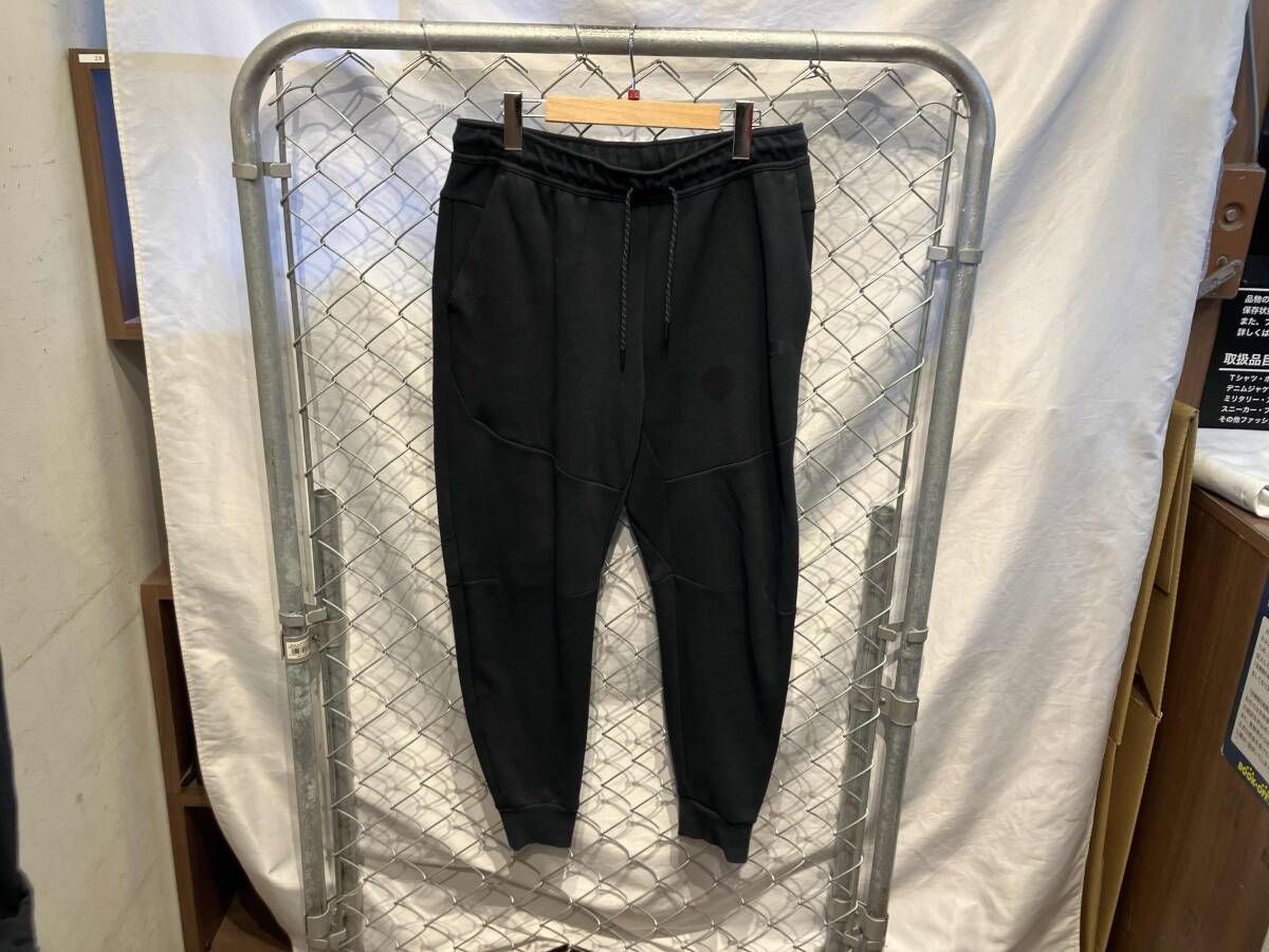 古代イオニア式 ガラス天板テーブル 特徴的な柱デザイン ロココ調