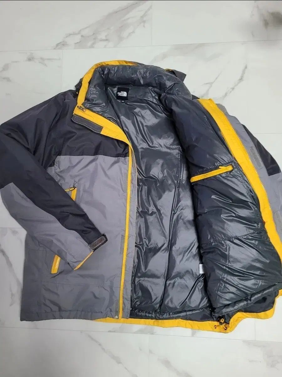 THE NORTH FACE ザノースフェイス グレー ブラック ウィンドブレーカー ダウン ジャケット