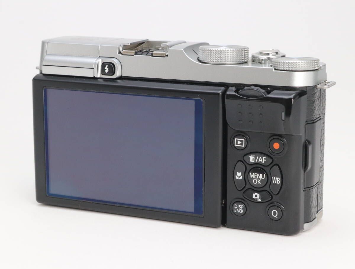 B- (並品) FUJIFILM 富士フイルム X-A1 シルバー XC 16-50mm F3.5-5.6