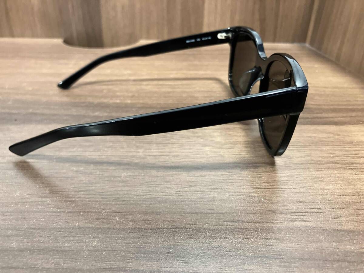 バレンシアガ サングラス