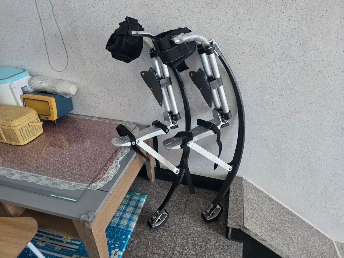 ジャンピングシュー カンガルーシュー ジャンピング靴 110 kgまで使用