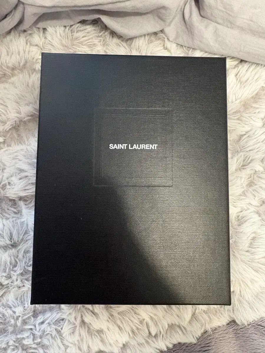 YVES SAINT LAURENT イヴ サンローラン マトラッセ ENVELOPE エンベロープ カードウォレット ゴールド
