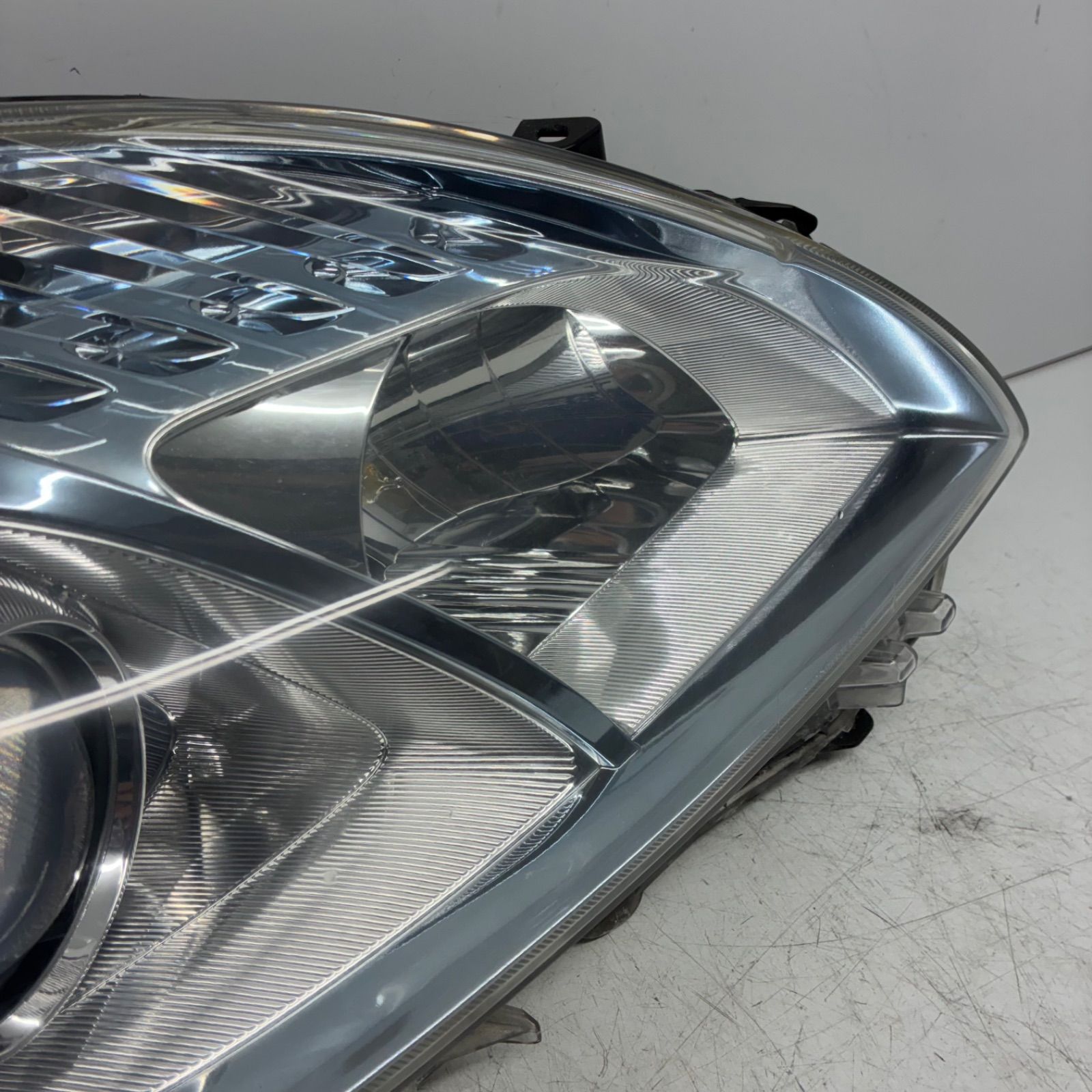 トヨタ プリウス 30系 ZVW30 前期/後期 純正ヘッドライト 左右セット USトヨタ純正 12-15y プリウス 30後期 30系 ZVW30 PRIUS ヘッドライト