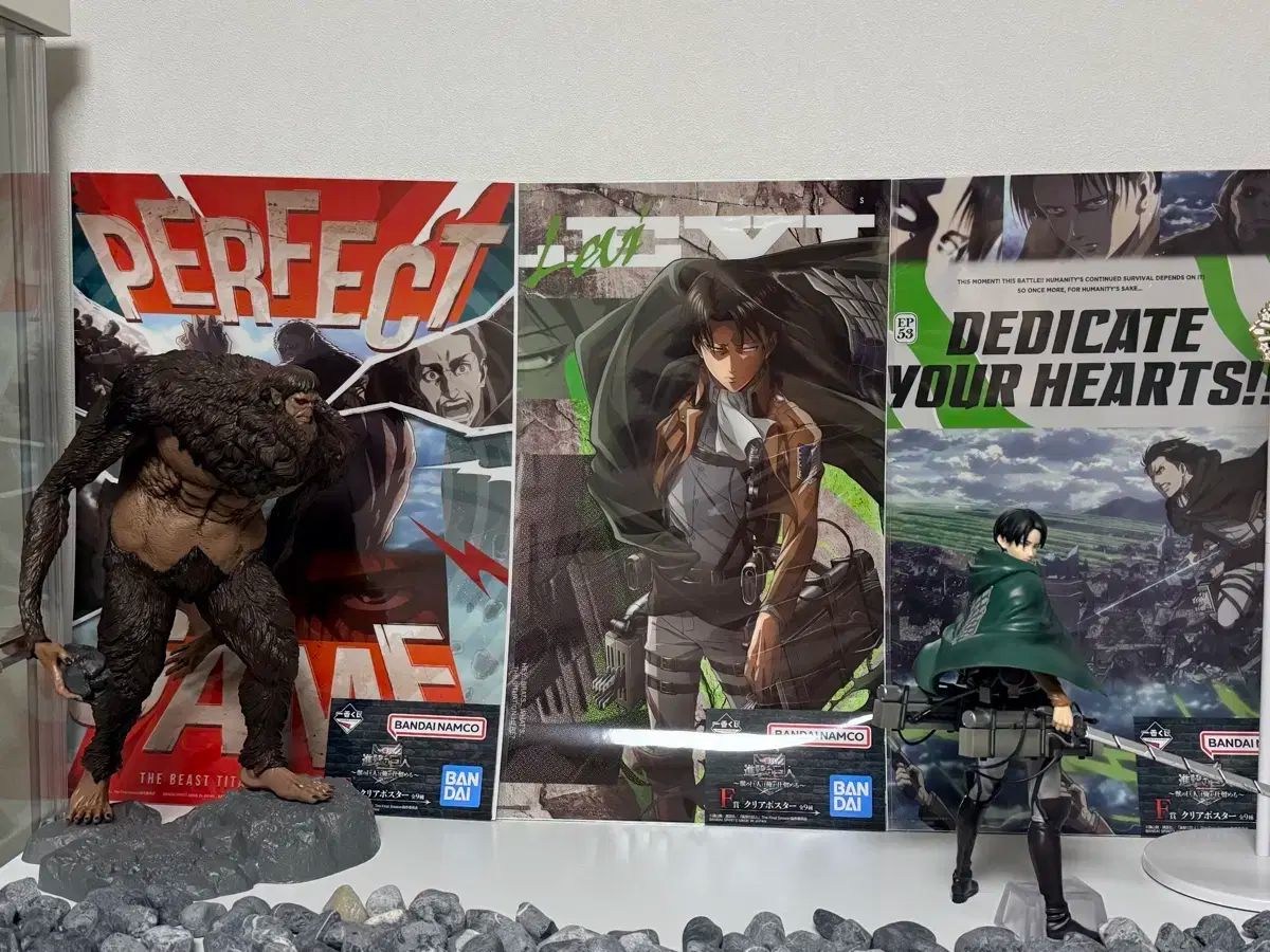 開封 進撃の巨人 内着用 獣の巨人 リヴァイ