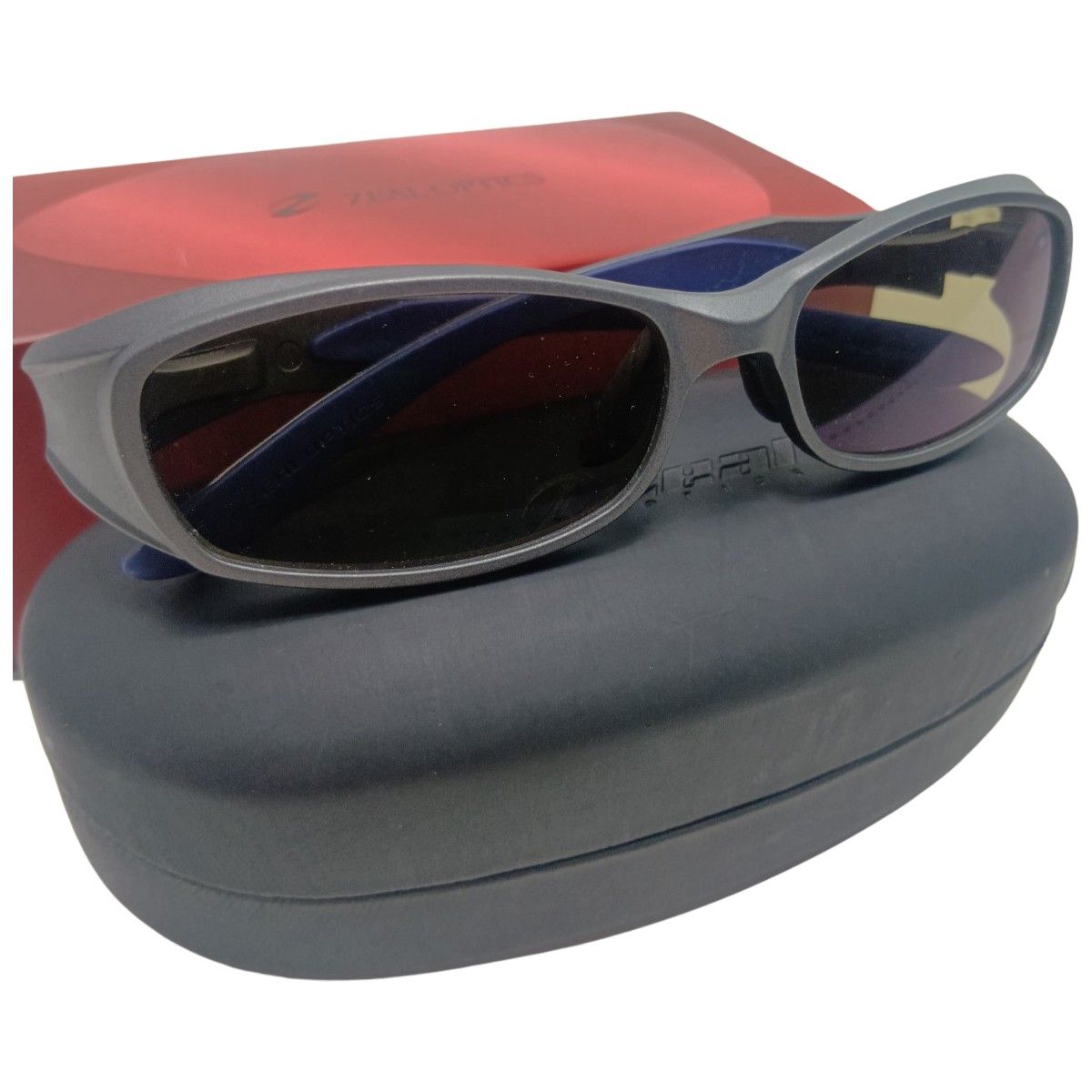 zeal optics CAVARO F 1203 レンズに点々と剥がれあり グレー