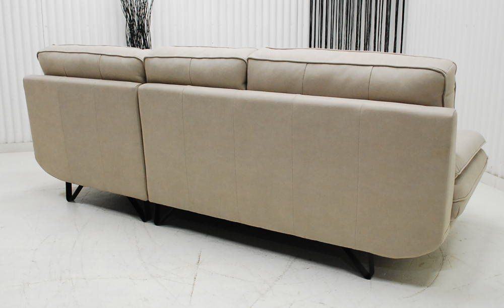 L型カウチソファー スタイリッシュモダンデザイン