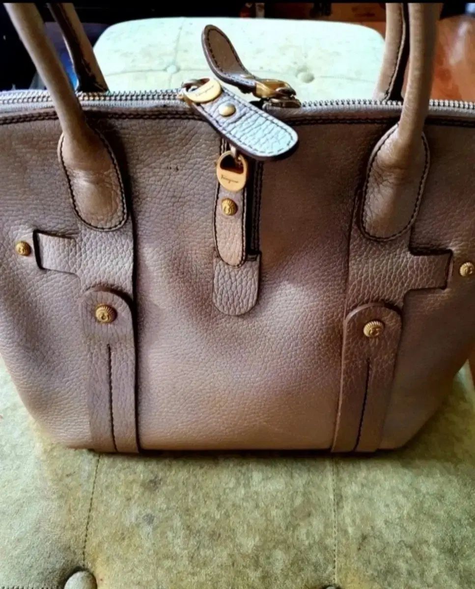 FERRAGAMO フェラガモ トゥー バッグ