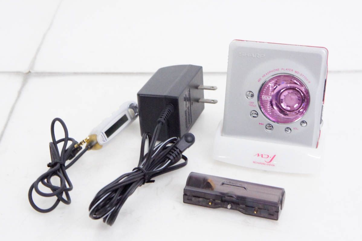 中古】SHARPシャープ ポータブルMDプレーヤー MDLP対応 MD-ST700 MDLP