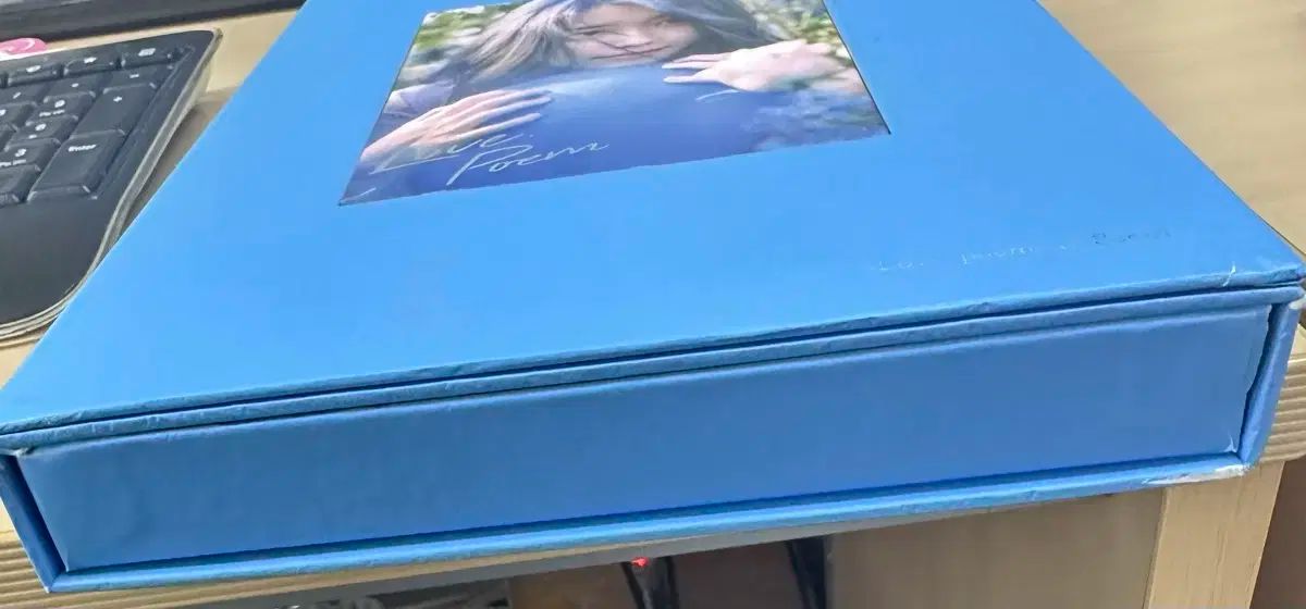 IU アイユ Love Poem ブルーレイ Blu-ray ギター弦 アコースティックギター