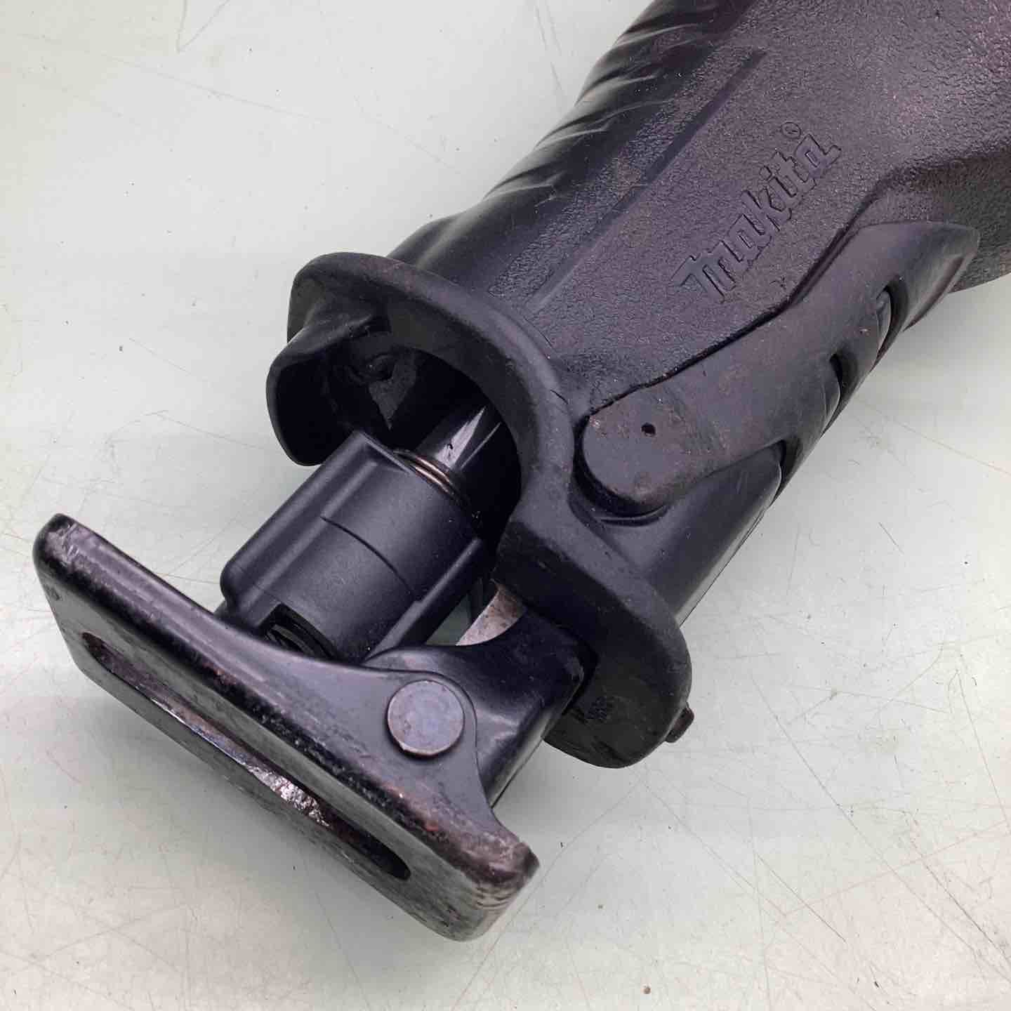 コードレスレシプロソー