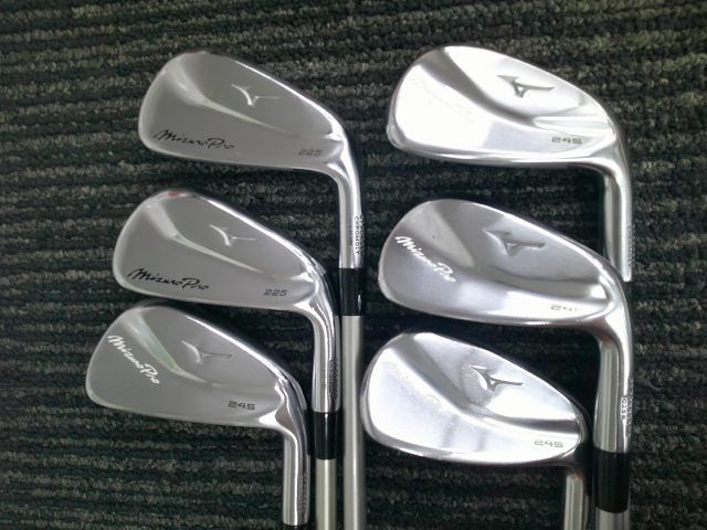 Mizuno Pro 225、245コンボ アイアンセット（カラー特注） 中古