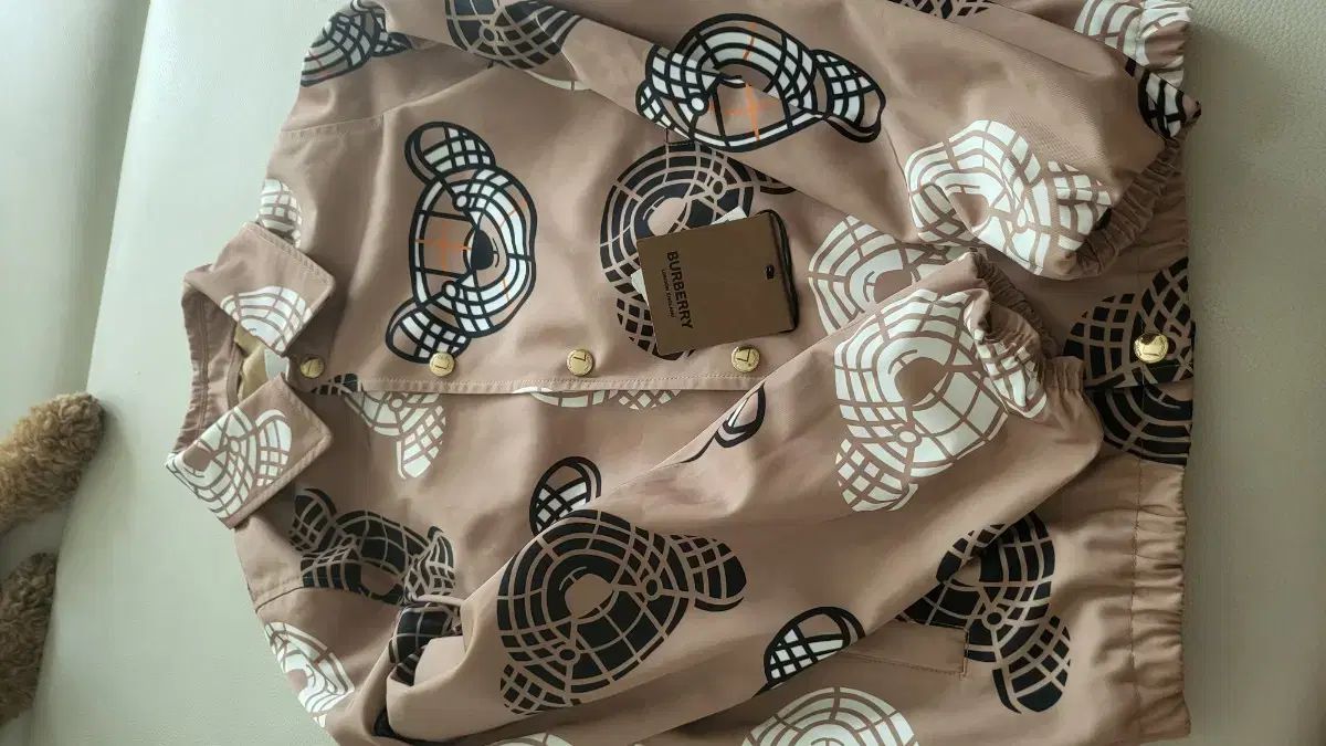 バーバリーキッズ ジャケット 12 y