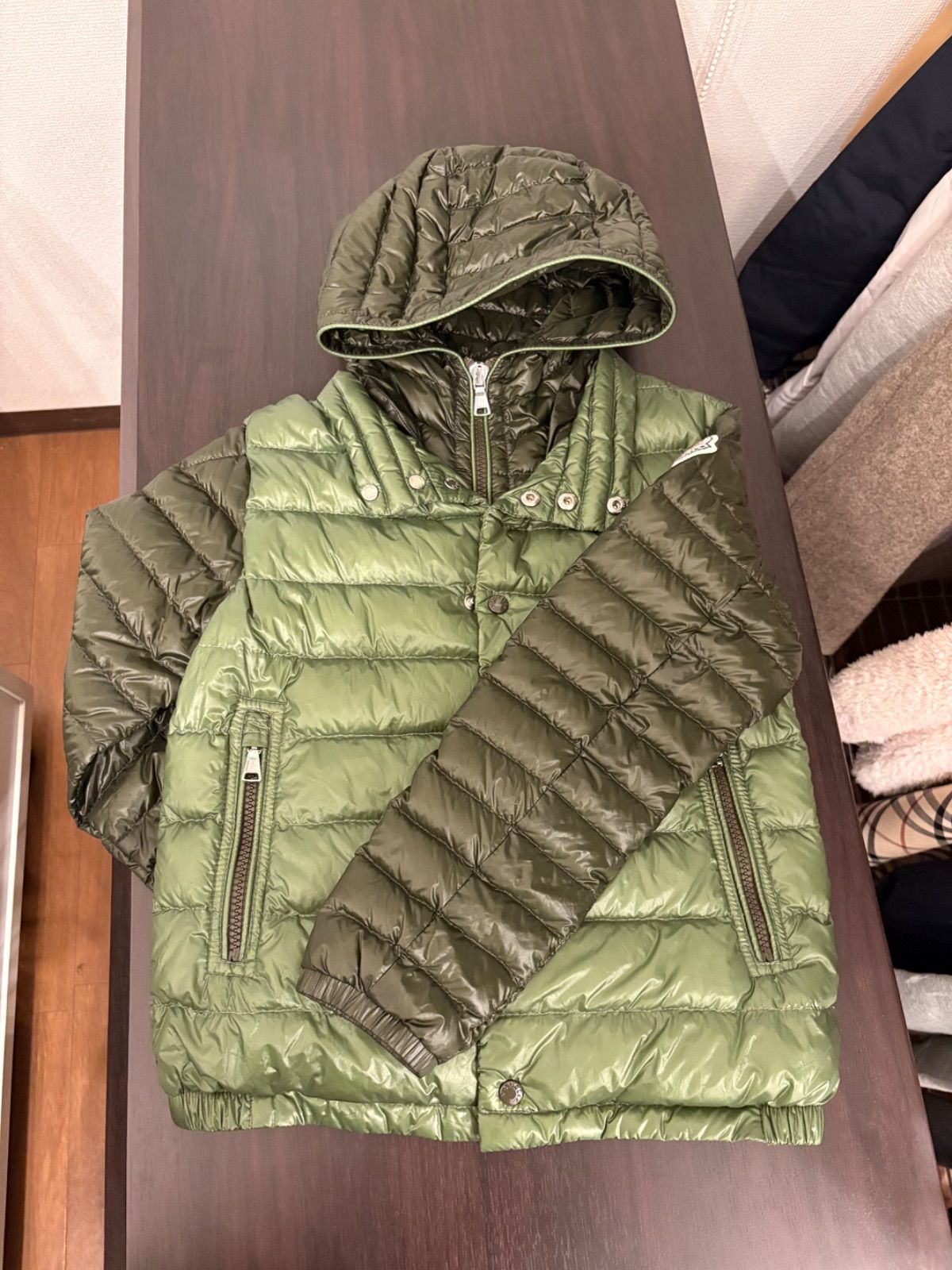8 Y 130 cm MONCLER モンクレール キッズ ライトダウン グリーン 袋付き