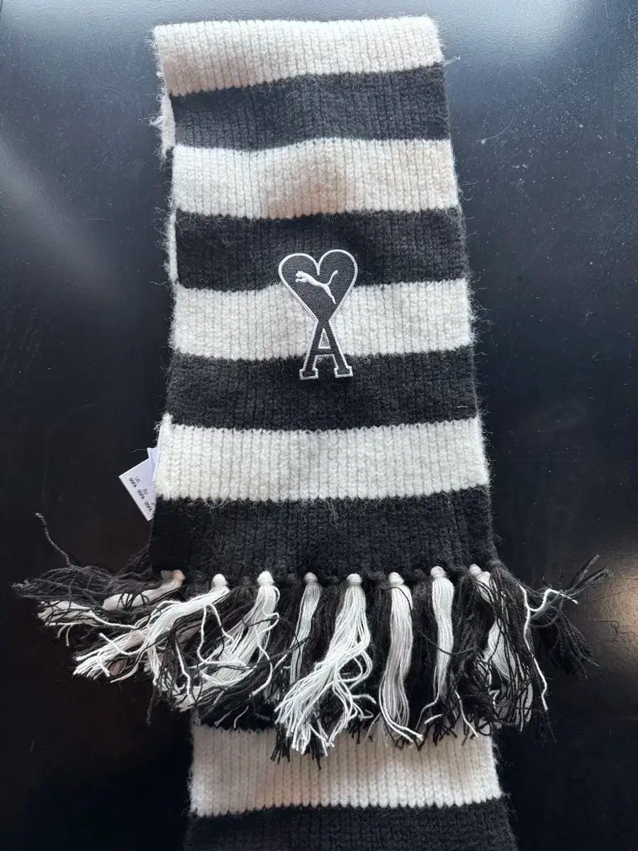 アミ AMI ブラック 白 ストライプ マフラー