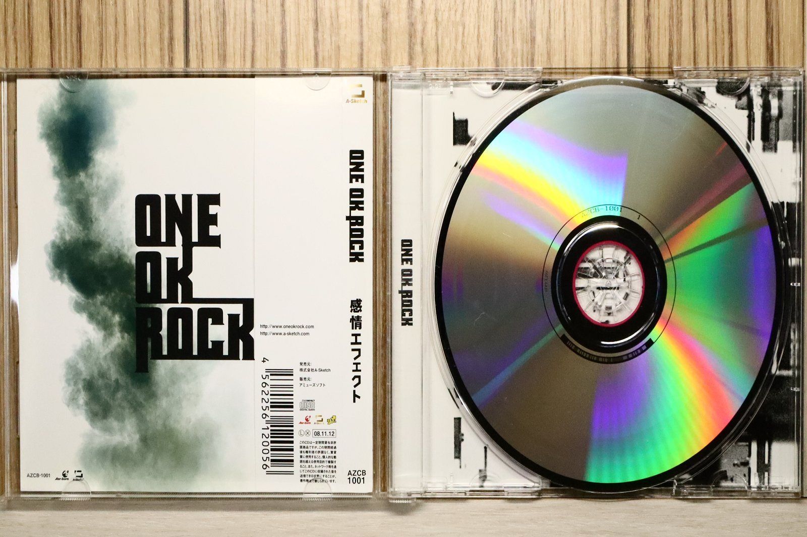 国内盤CD☆ワンオクロック/ONE OK ROCK□ 感情エフェクト - ONE OK