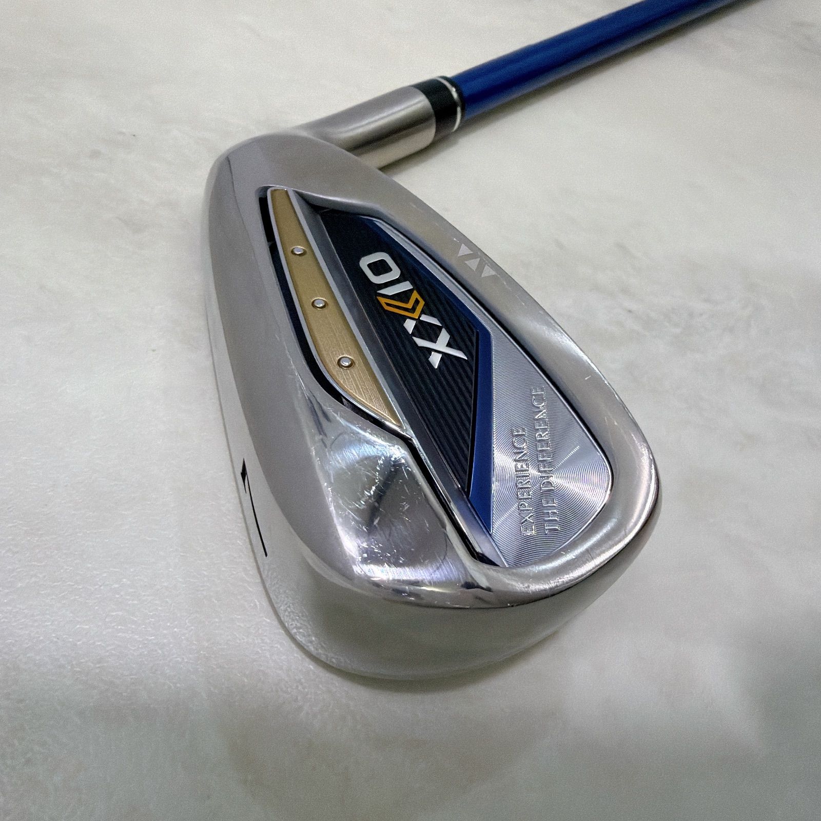 美品 ゼクシオ13 MP1300 2024 7番単品アイアン カーボンシャフトR 美品 ゼクシオ13 MP1300 2024 7番単品アイアン カーボンシャフトR