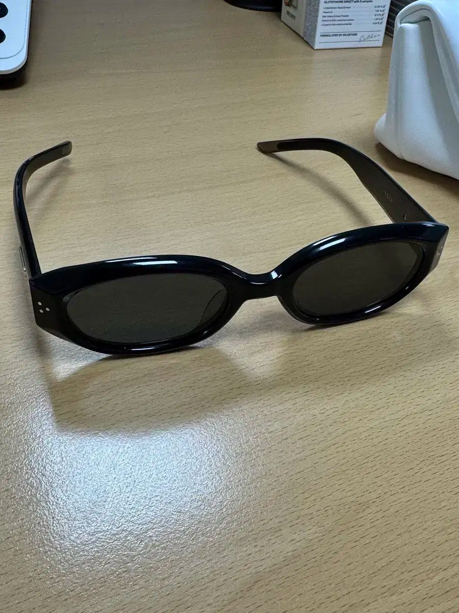 GENTLE MONSTER ジェントルモンスター void 01 ボイド01