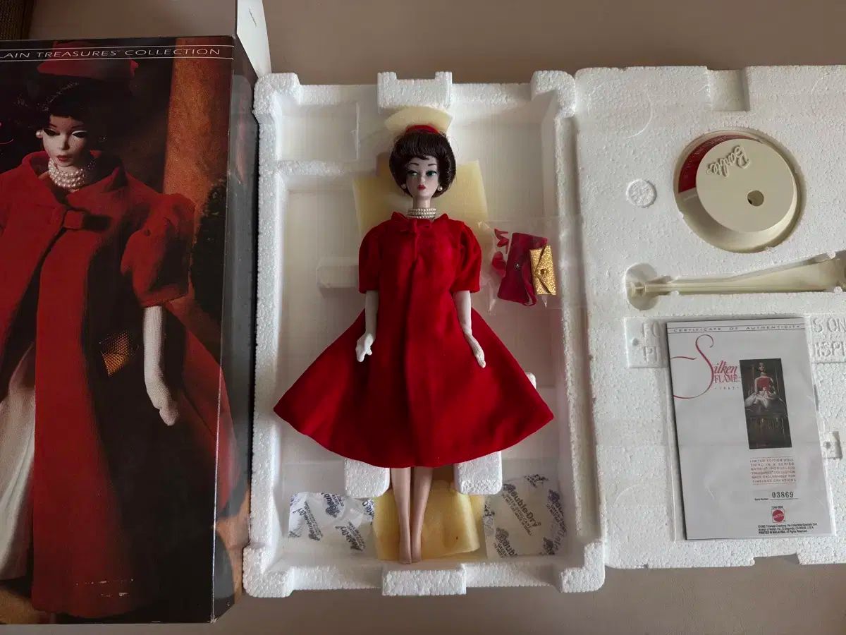 SILKEN FLAME PORCELAIN バービー ぬいぐるみ - メルカリ