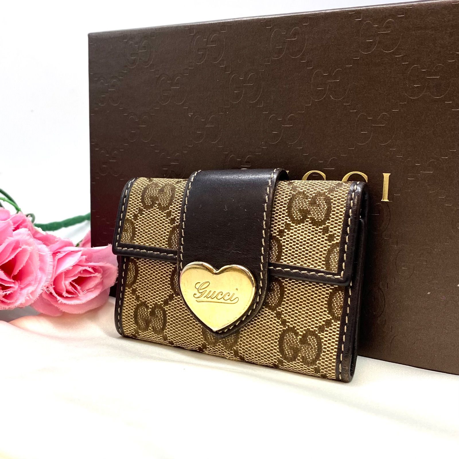 グッチ 6連キーケース ラブリー GGキャンバス 鍵フック FX553