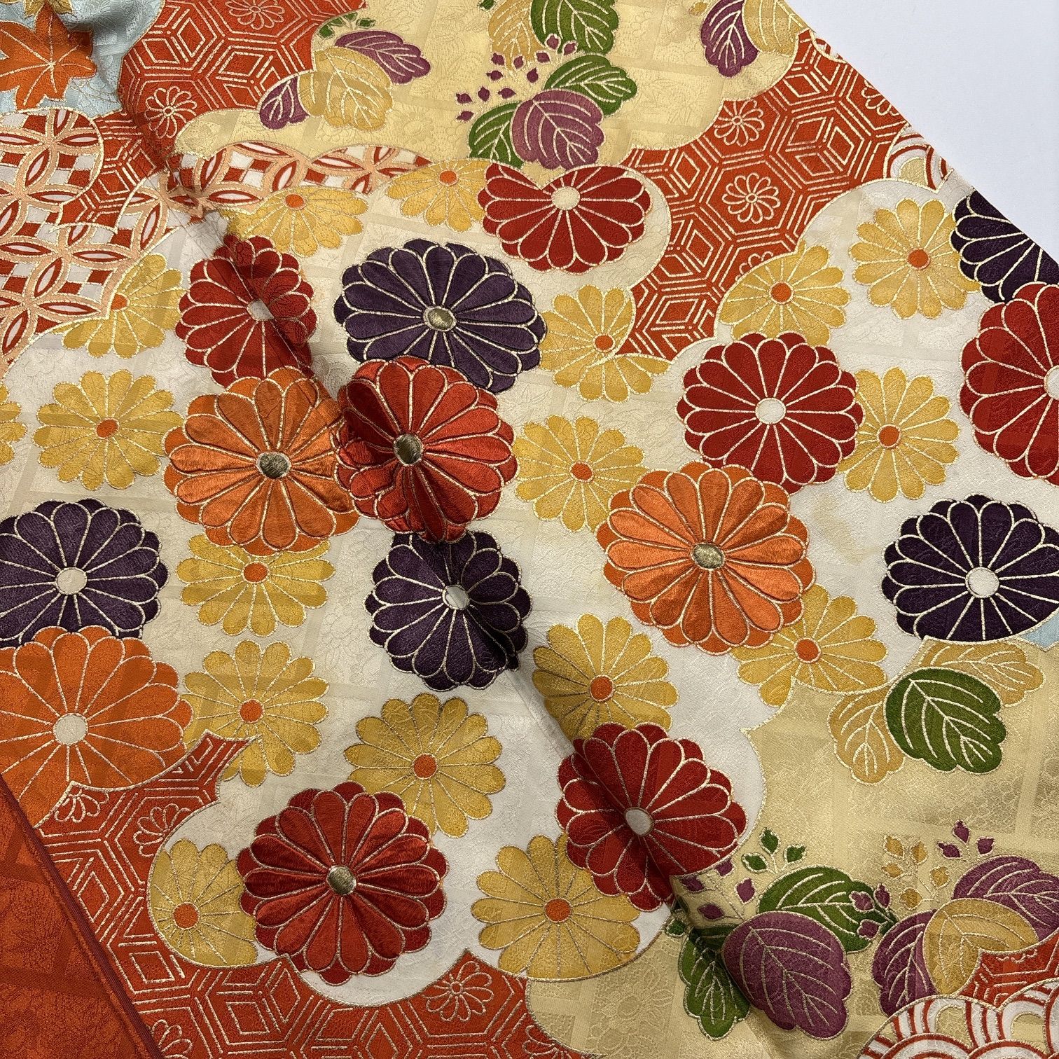 振袖 4枚 正絹 着物まとめ売り 同梱購入歓迎 リメイク用 着付け練習用