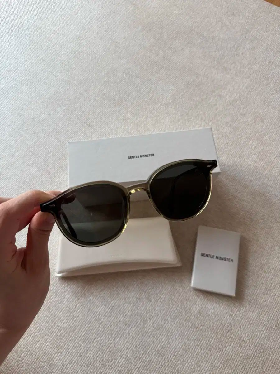 GENTLE MONSTER ジェントルモンスター サングラス OBON-KC 1