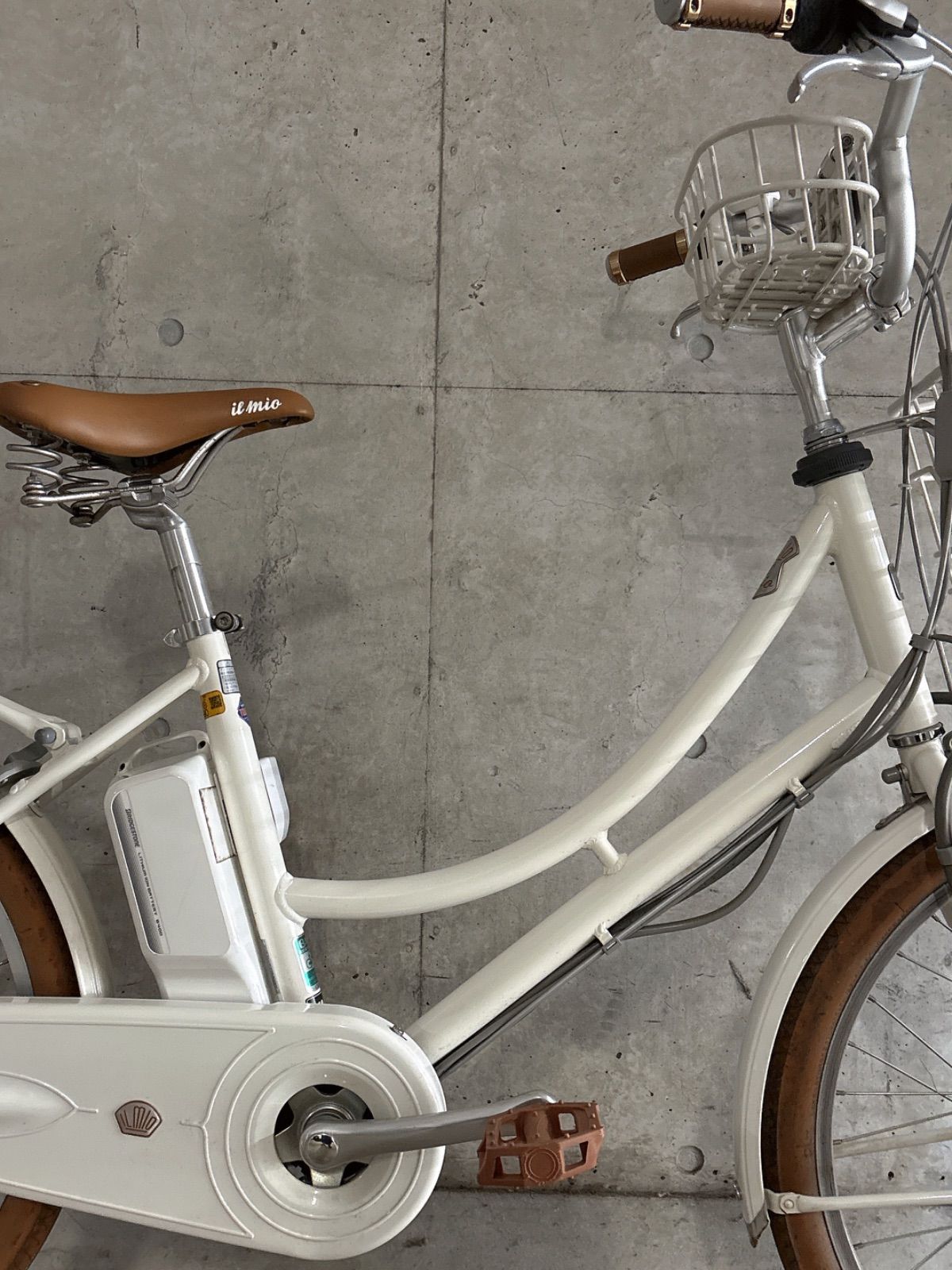 BRIDGESTONE 「ブリヂストン」 イルミオ IL4B49 24インチ 電動アシスト