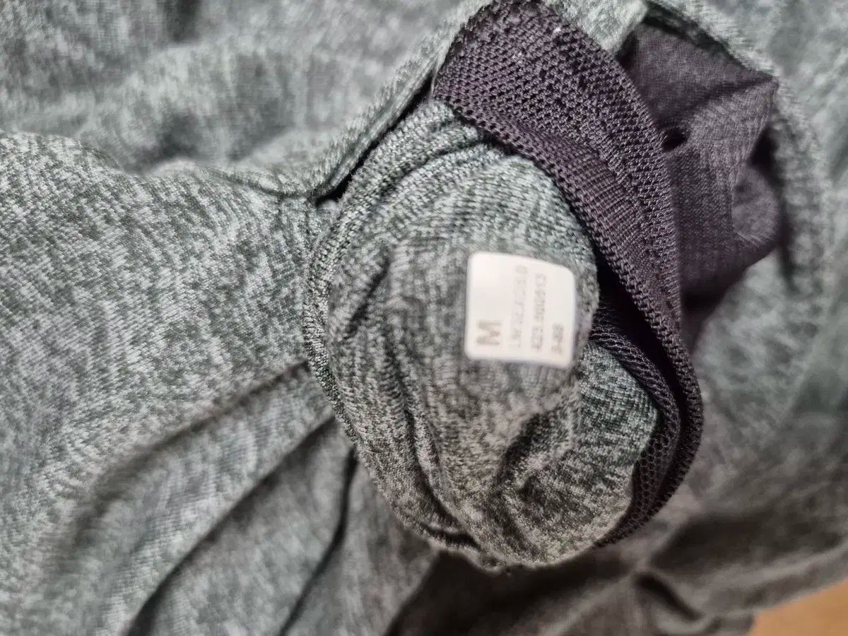 ルルレモン ソフトジャージ フーディー m