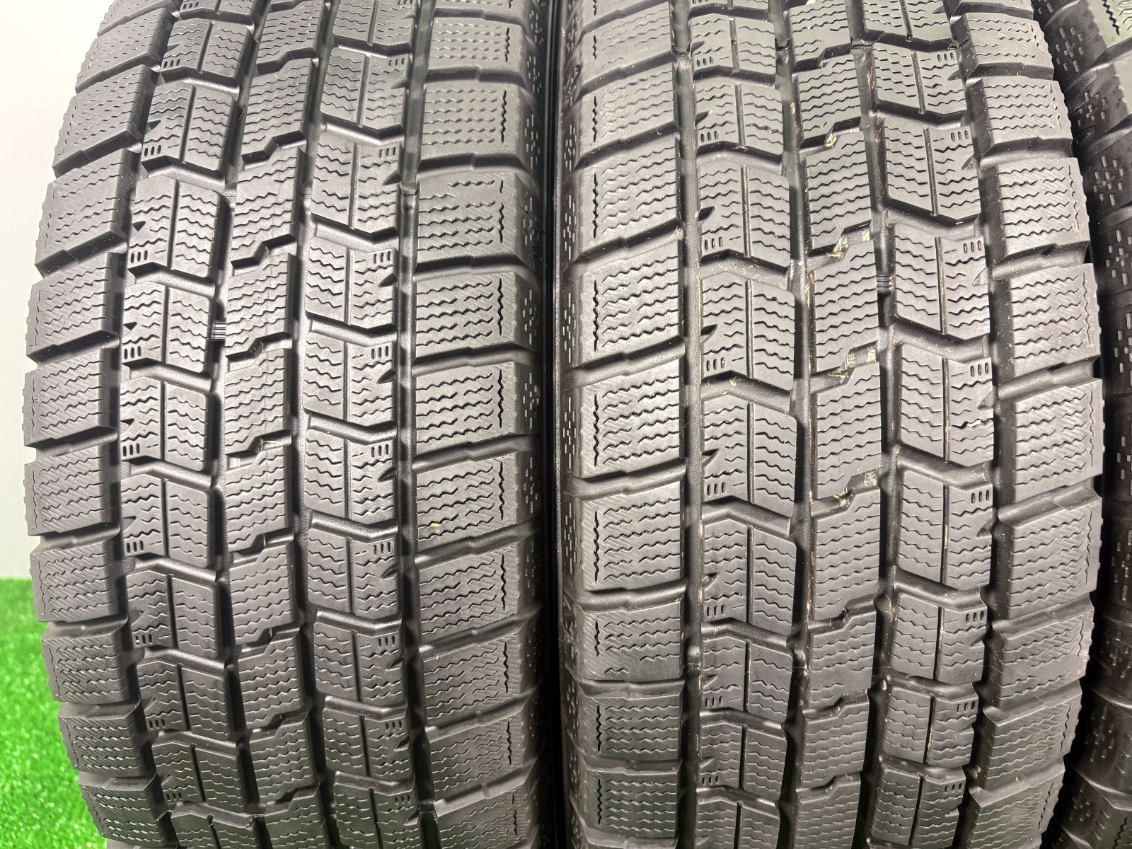 195 65 R 15 グッドイヤー 4本 冬 タイヤ スタッドレス TA 745