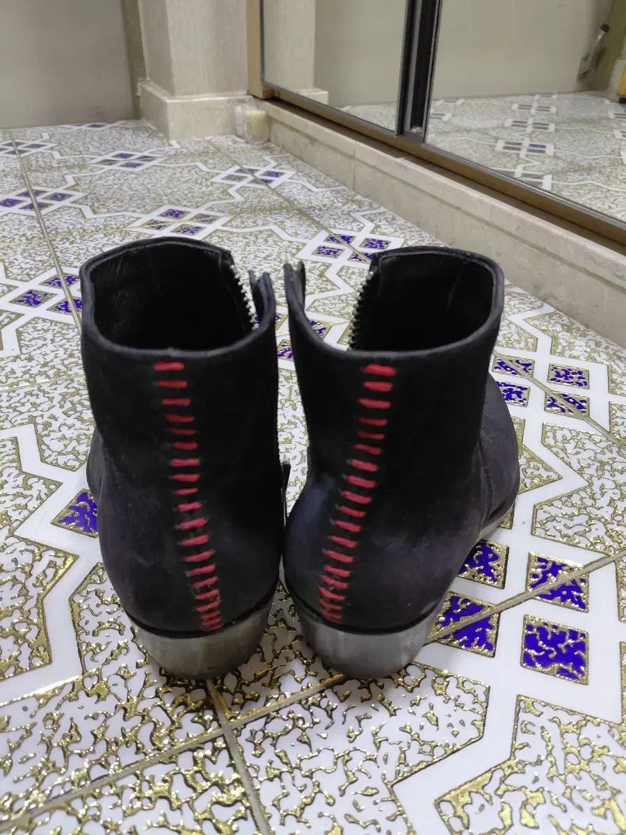 ブラック ウェスタン