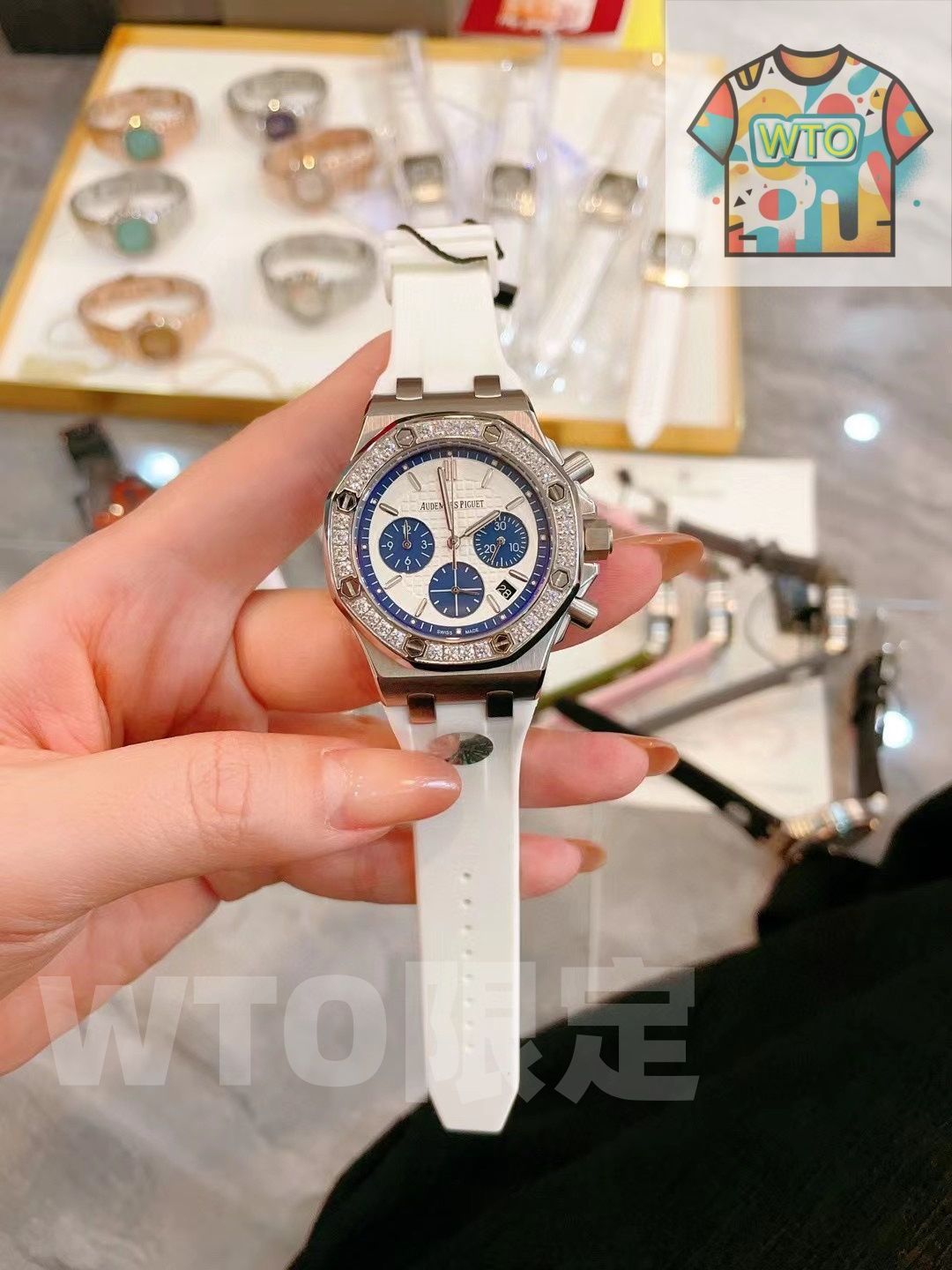 AP オーデマ ピゲ Audemars Piguet ロイヤルオーク レディース ダイヤモンドベゼル＆食品級ゴムバンド 37 mm クォーツ搭載｜ ｜ -WTO輸入2