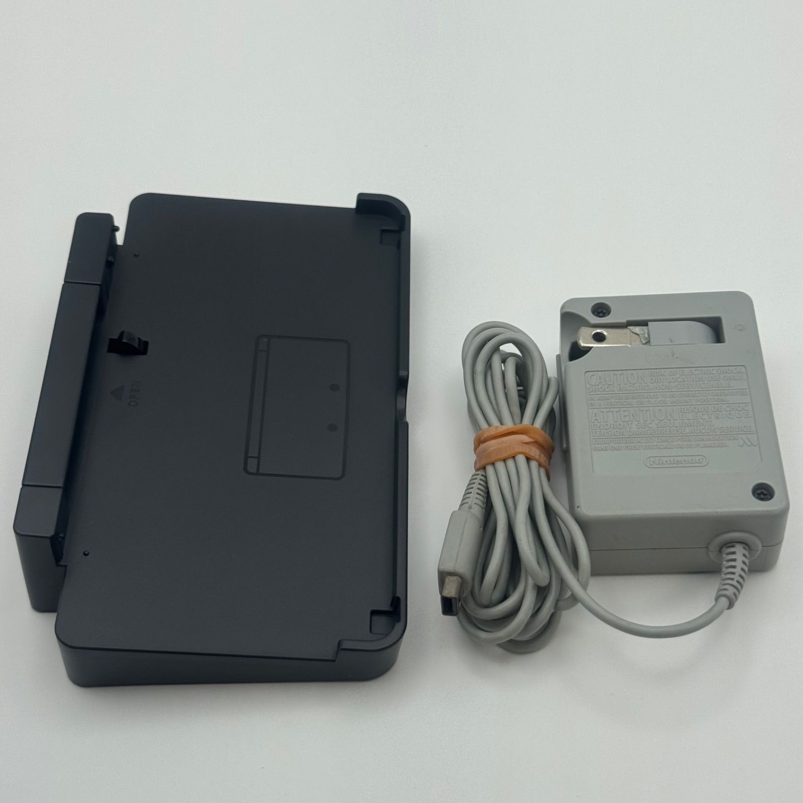 極美品】任天堂3DS グロスピンク 販売 付属品完備