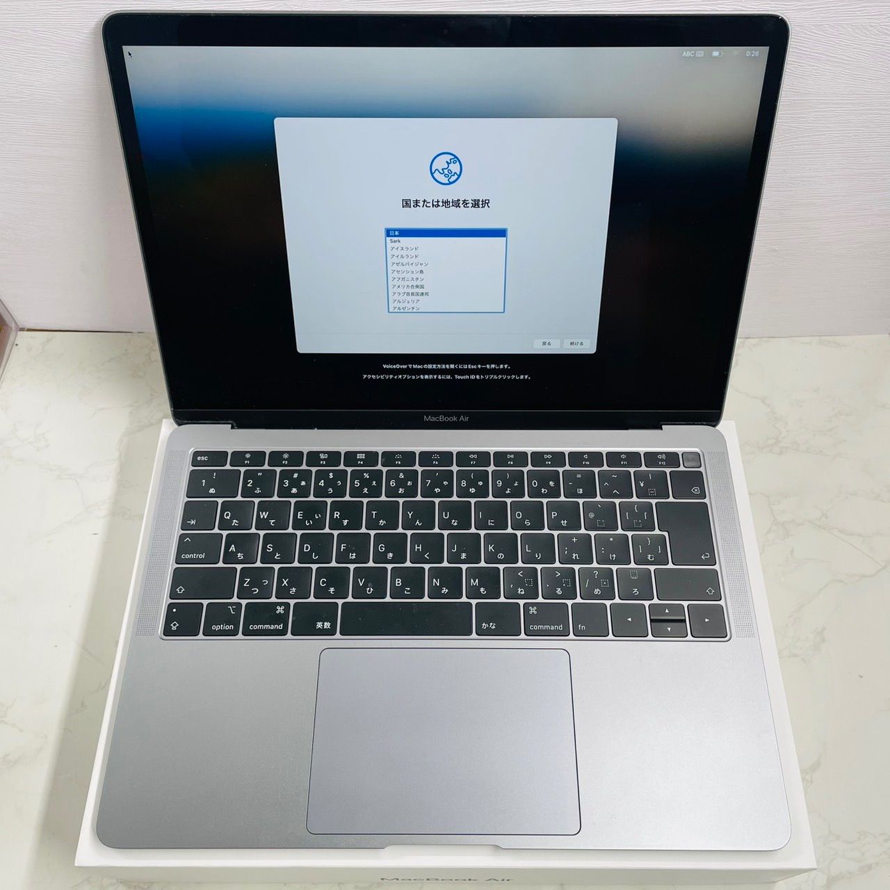 Apple MacBook Air 13インチ 2018 Core i5 1.6GHz 8GB SSD 128GB スペースグレイ MRE82J A 充放電150回 正常 属品有り 管理番号 6100