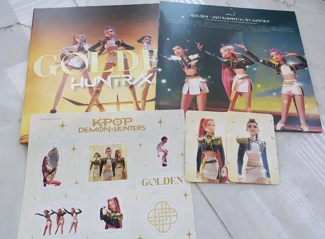 ケデホン ハントリクス ゴールデンLP ルーミー ミラ トレカ