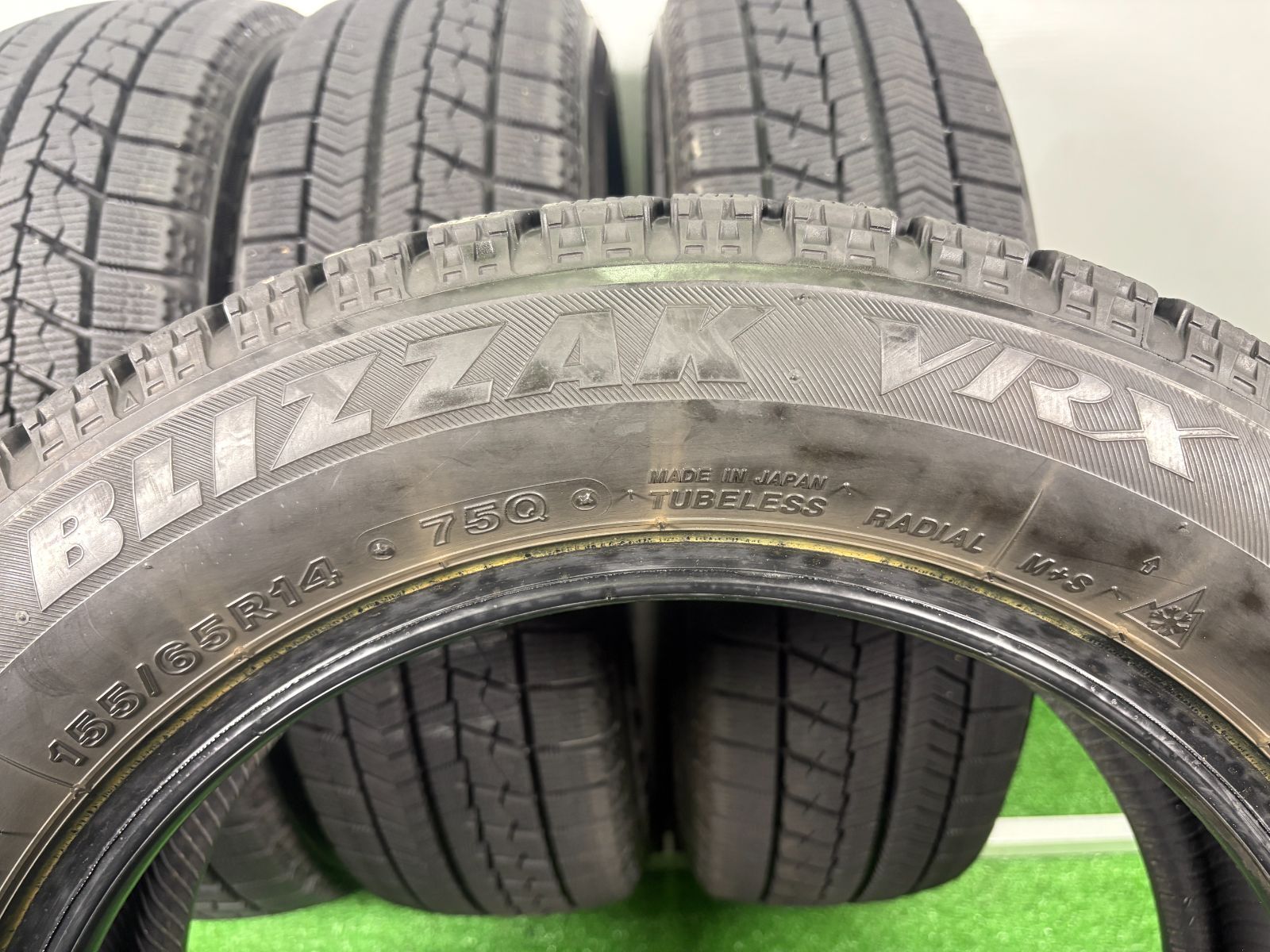 送料無料☆155/65R14 ブリヂストン VRX 2020年製 4本 冬 タイヤ