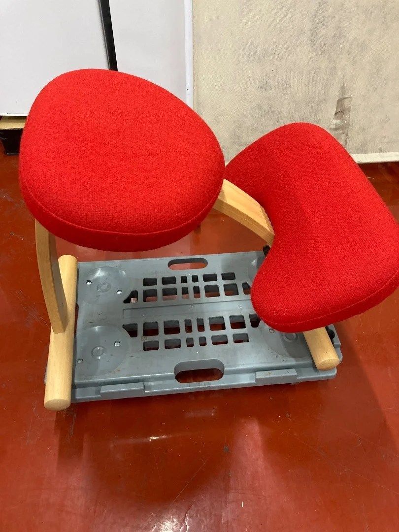 【極美品】Rybo バランスイージー 学習椅子 姿勢矯正 レッド　赤 楽天市場】バランスチェア バランス イージー 学習椅子 木製 バランス