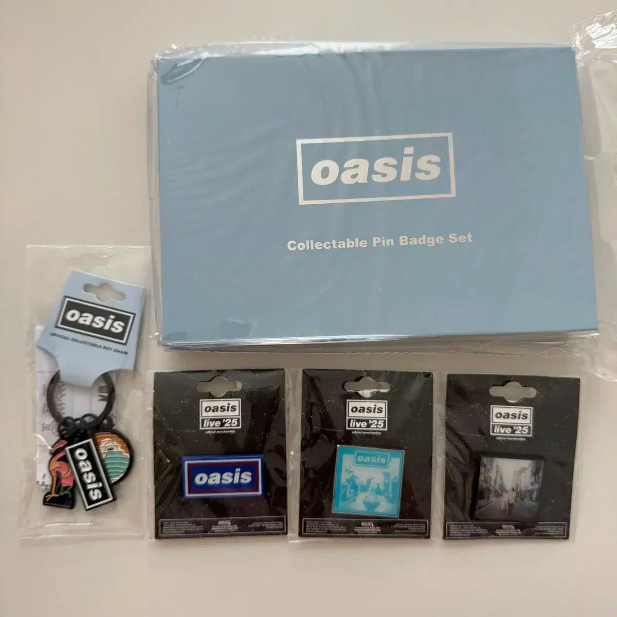 まとめ オアジス ピンバッジ セット キーホルダー