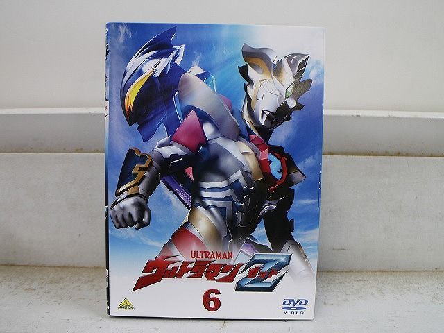 DVD ウルトラマンZ 全6巻 ケース無し発送 レンタル落ち ZX1149