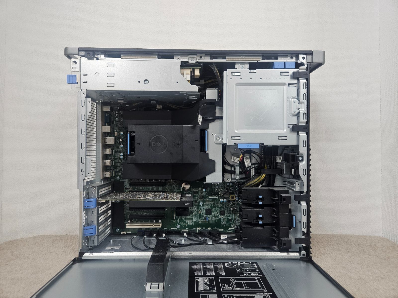 DELL Precision 5820 Tower ワークステーション Intel Xeon 2世代 W