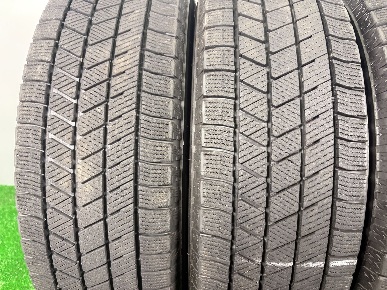 185 65 R 15 ブリヂストン VRX 3 4本 冬 タイヤ スタッドレス TA 752