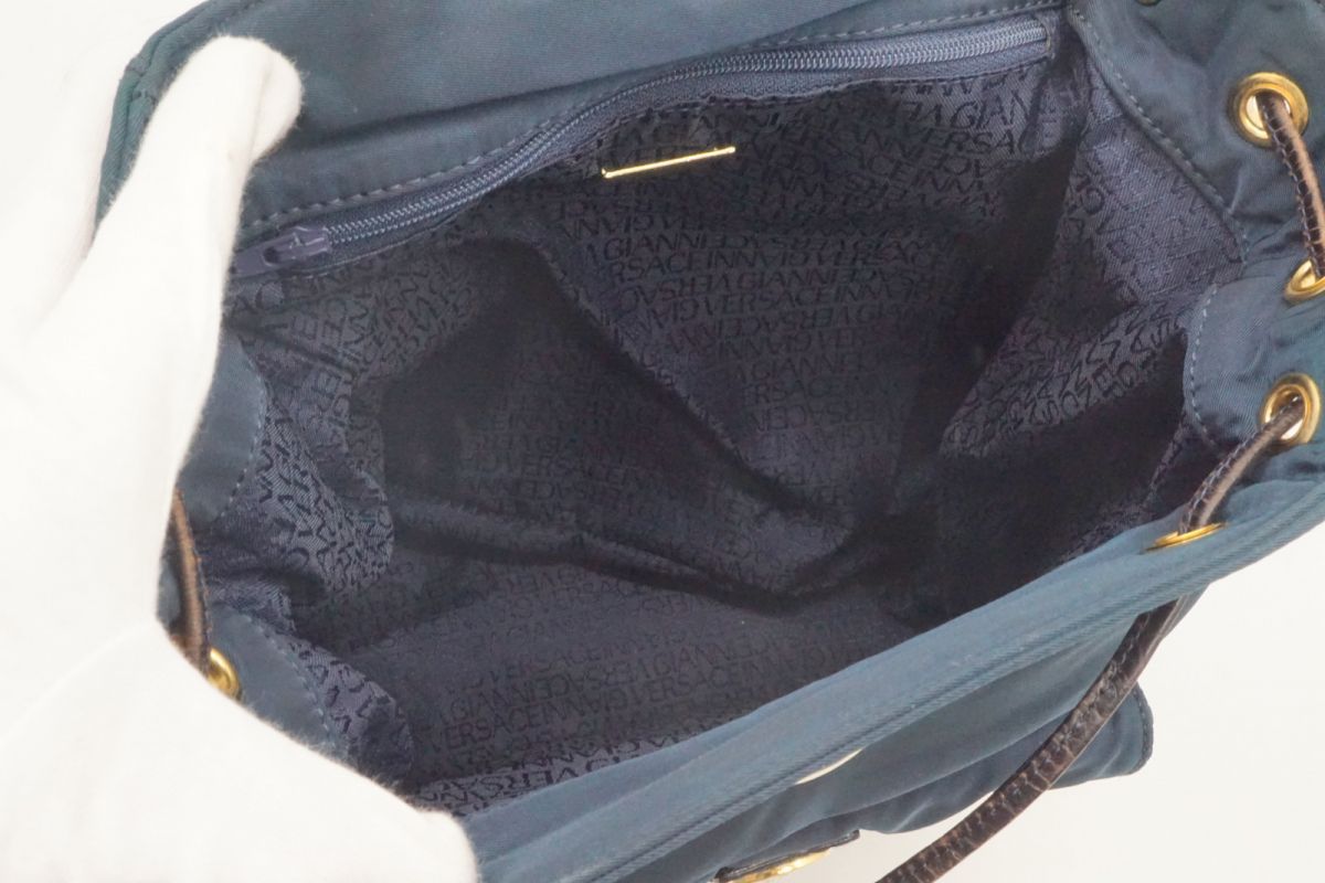 ヴェルサーチェ ヴィンテージ